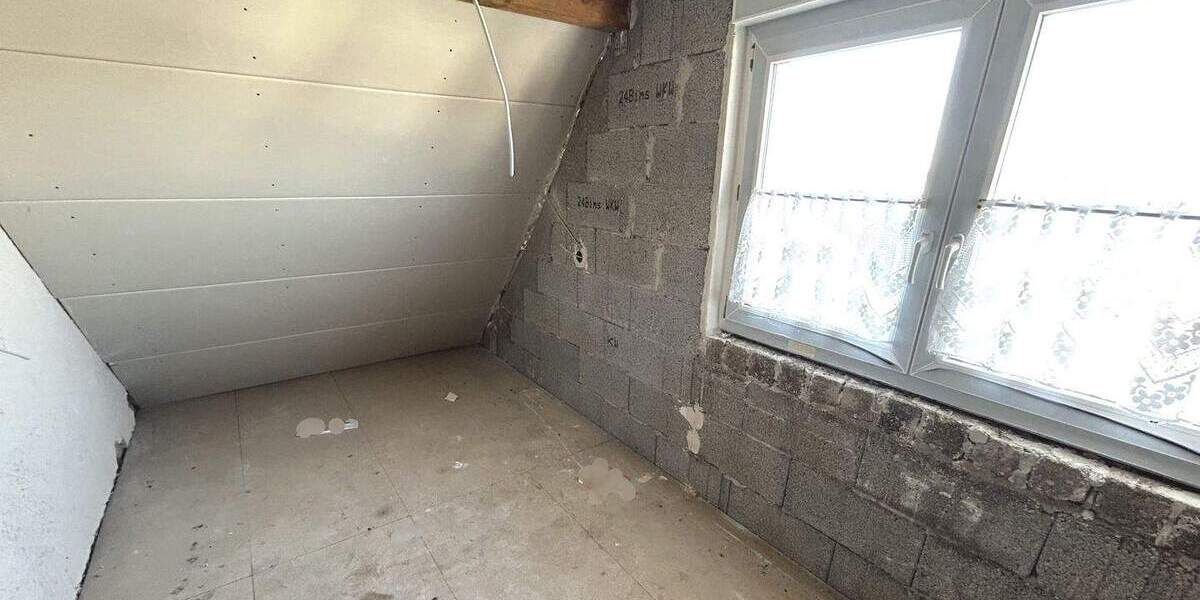 Einfamilienhaus Filderstadt Bonlanden - 7 Zimmer, 147 m&sup2;, 495.000&euro; | Angebot:25834562