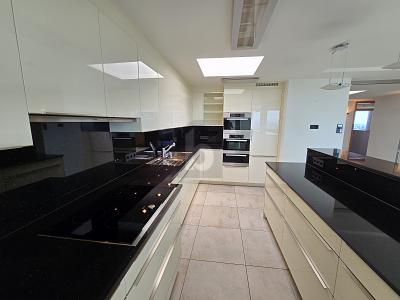 PENTHOUSE SUCHT KAPITALANLEGER - Einfamilienhaus Stuttgart Asemwald Asemwald | Angebot:27093258