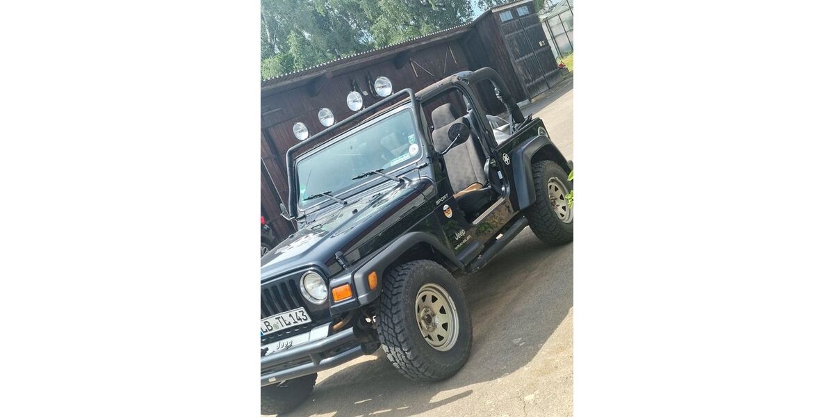 Jeep Wrangler 157.000 km 17.900 &euro; Möglingen 71696