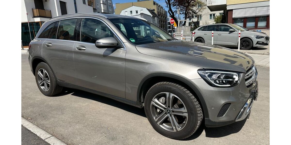 Mercedes-Benz GLC 300 241.000 km 22.999 &euro; Ditzingen 71254