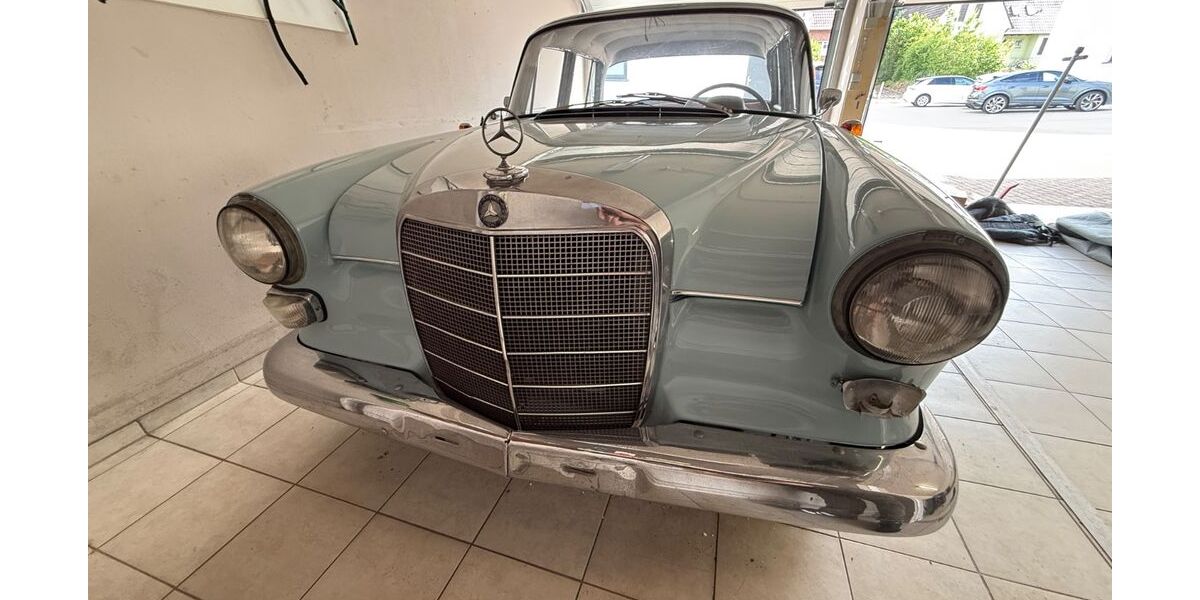 Mercedes-Benz 190 10.872 km 6.999 &euro; Weil im Schönbuch 71093