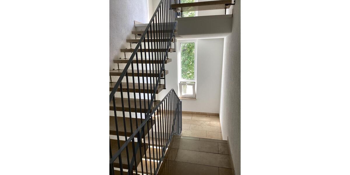 Maisonettenwohnung Besigheim - 3.5 Zimmer, 71 m&sup2;, 298.000&euro; | Angebot:23694814