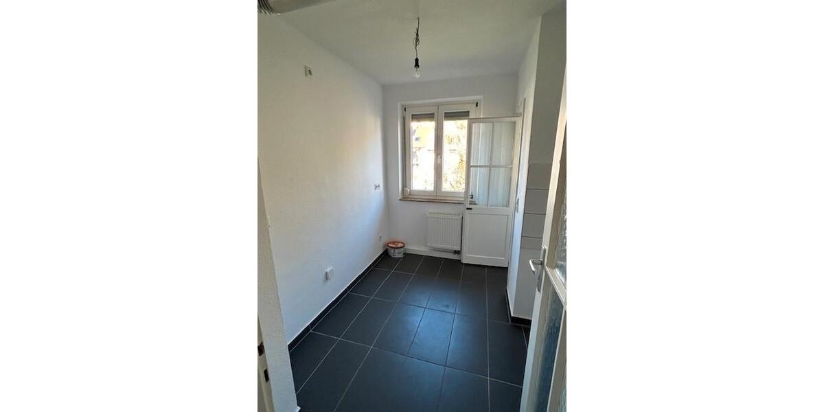 Etagenwohnung Esslingen am Neckar Brühl - 2 Zimmer, 40 m&sup2;, 547&euro; | Angebot:25759378