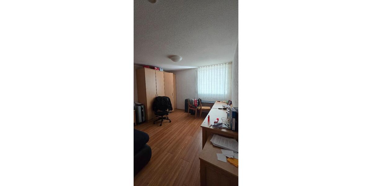 Etagenwohnung Schwaikheim - 3 Zimmer, 85 m&sup2;, 1.150&euro; | Angebot:26605056