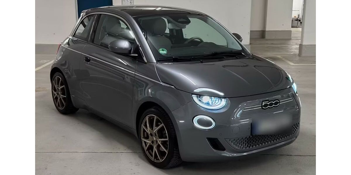 Fiat 500e 59.300 km 17.800 &euro; Esslingen am Neckar 73734