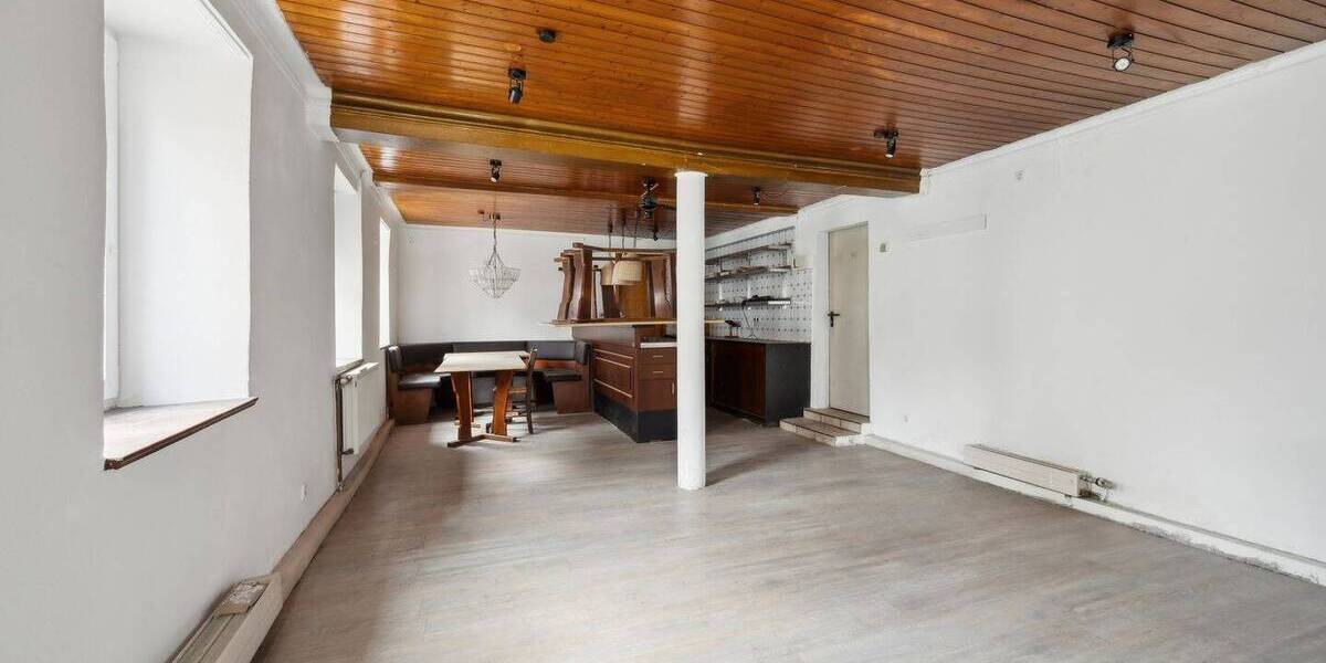 Mehrfamilienhaus, Wohnhaus Freiberg am Neckar Heutingsheim - 8 Zimmer, 219 m&sup2;, 399.000&euro; | Angebot:25704133