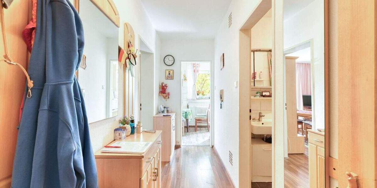 Etagenwohnung Stuttgart Rot - 2 Zimmer, 60 m&sup2;, 185.000&euro; | Angebot:25769141