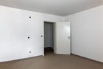 Provisionsfrei* Moderne, großzügige Doppelhaushälfte mit Einliegerwohnung, Garten, Carport, Solaranlage, Sauna & Jacuzzi, bezugsfrei - Doppelhaushälfte Uhingen | Angebot:27685704