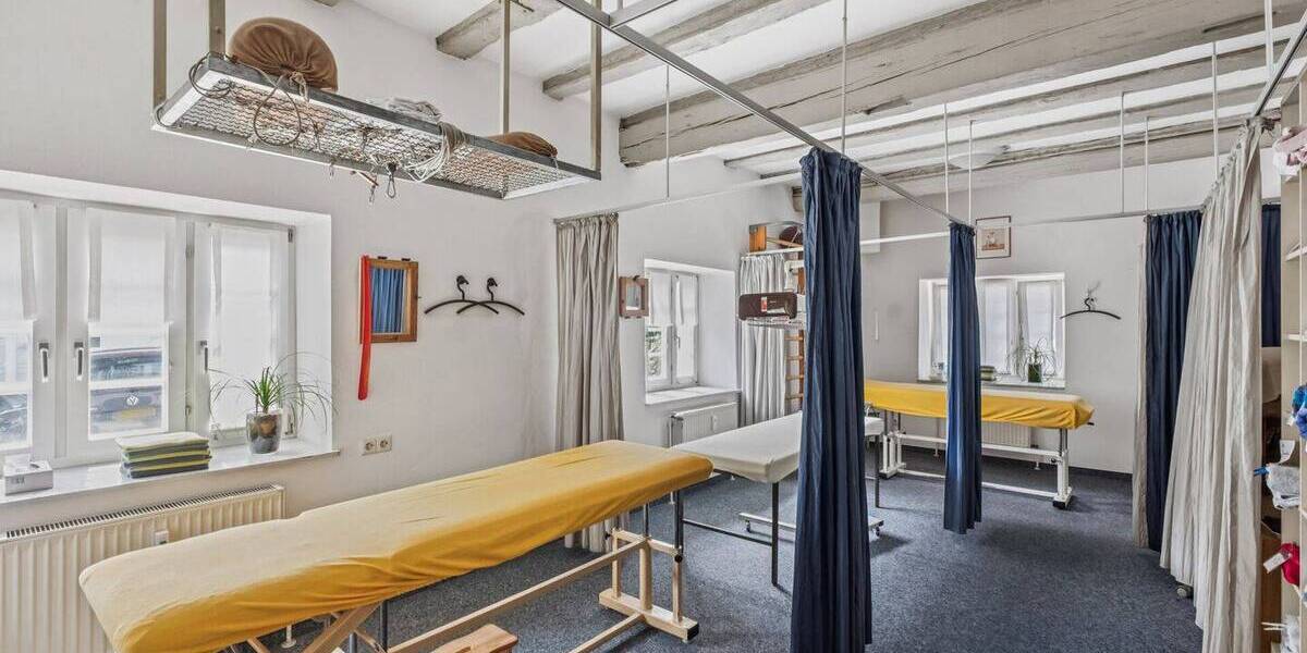 Etagenwohnung Ludwigsburg Oßweil - 3 Zimmer, 100 m&sup2;, 299.000&euro; | Angebot:25777881