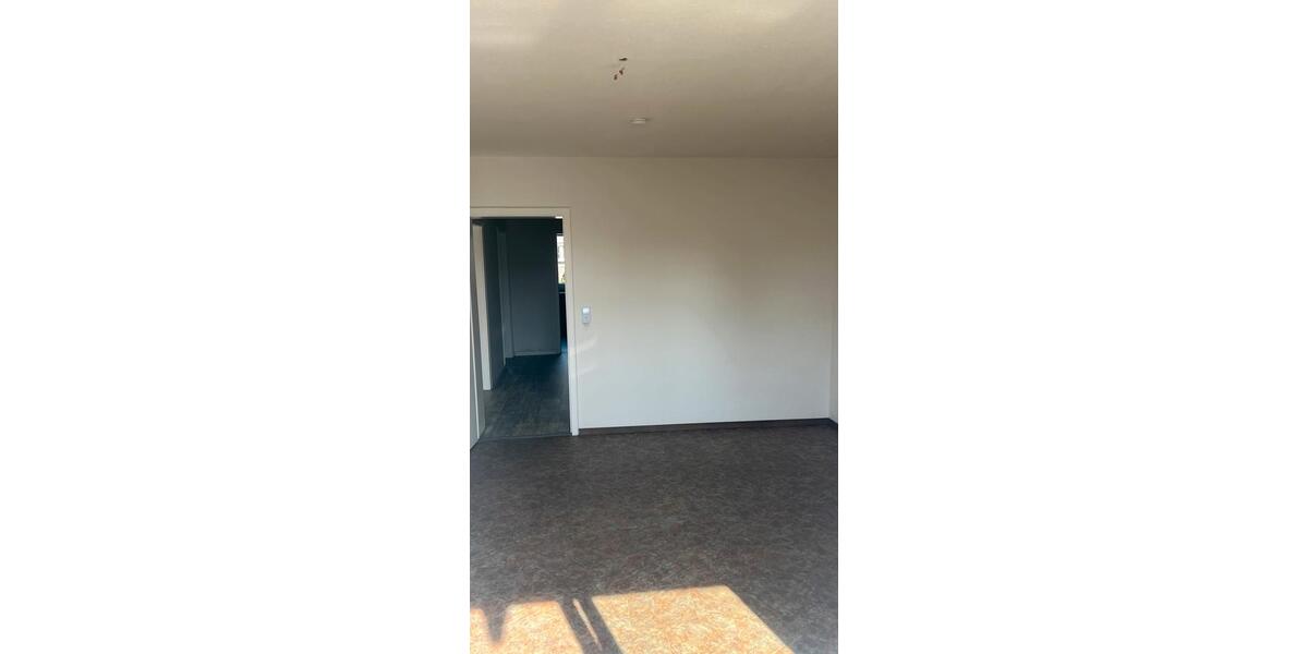 Etagenwohnung Hemmingen - 3 Zimmer, 78 m&sup2;, 1.050&euro; | Angebot:26003057