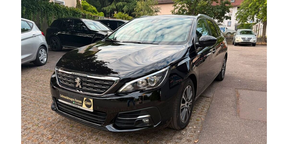 Peugeot 308 81.500 km 12.990 &euro; Stuttgart 70437