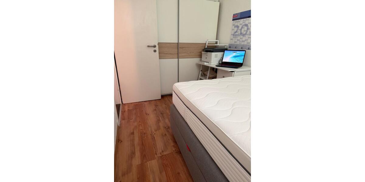 Erdgeschoßwohnung Stuttgart Luginsland - 3 Zimmer, 60 m&sup2;, 297.000&euro; | Angebot:27292976