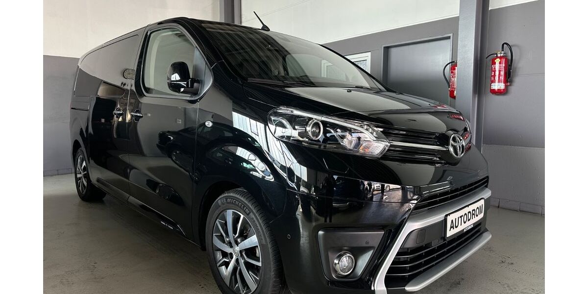 Toyota Proace (Verso) 60.000 km 35.300 &euro; Neckartailfingen 72666