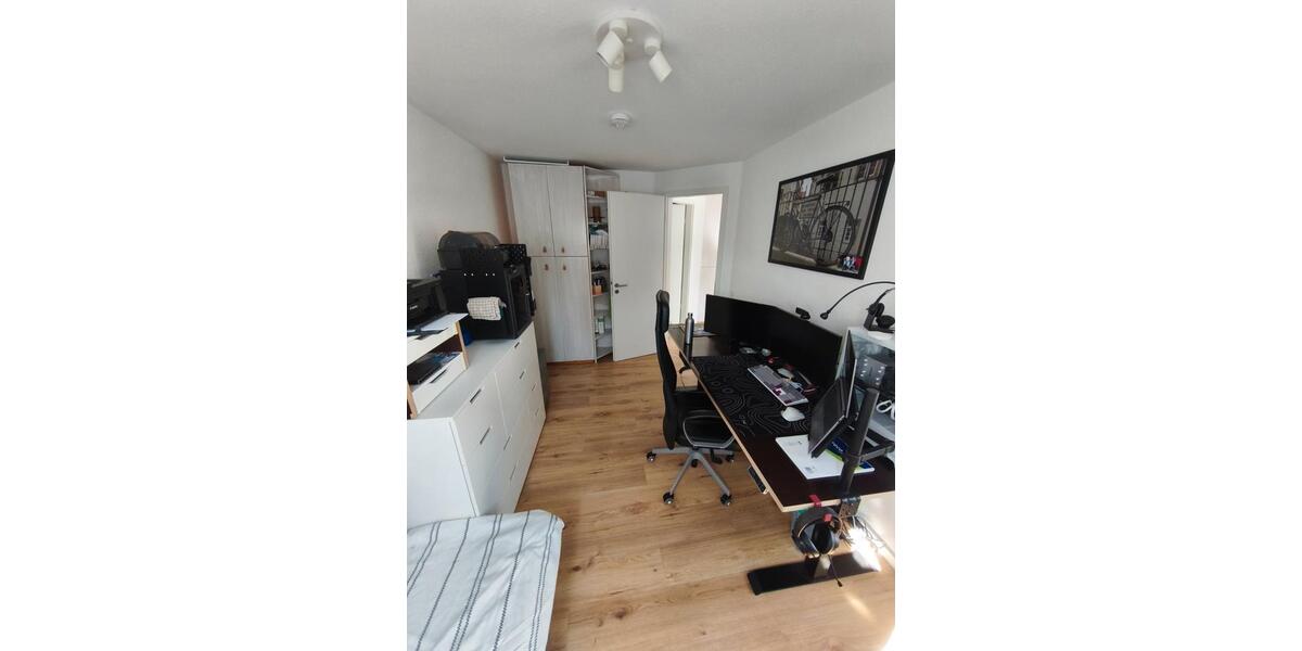 Dachgeschoßwohnung Fellbach Oeffingen - 4.5 Zimmer, 99 m&sup2;, 435.000&euro; | Angebot:26238119