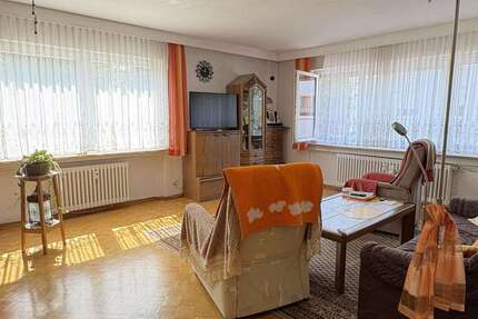 Haus Göppingen Bruckwasen - 7 Zimmer, 179 m&sup2;, 390.000&euro; | Angebot:27549561