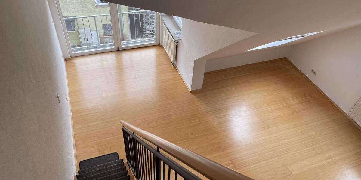 Etagenwohnung Ludwigsburg Hoheneck - 3 Zimmer, 71 m&sup2;, 980&euro; | Angebot:25469656