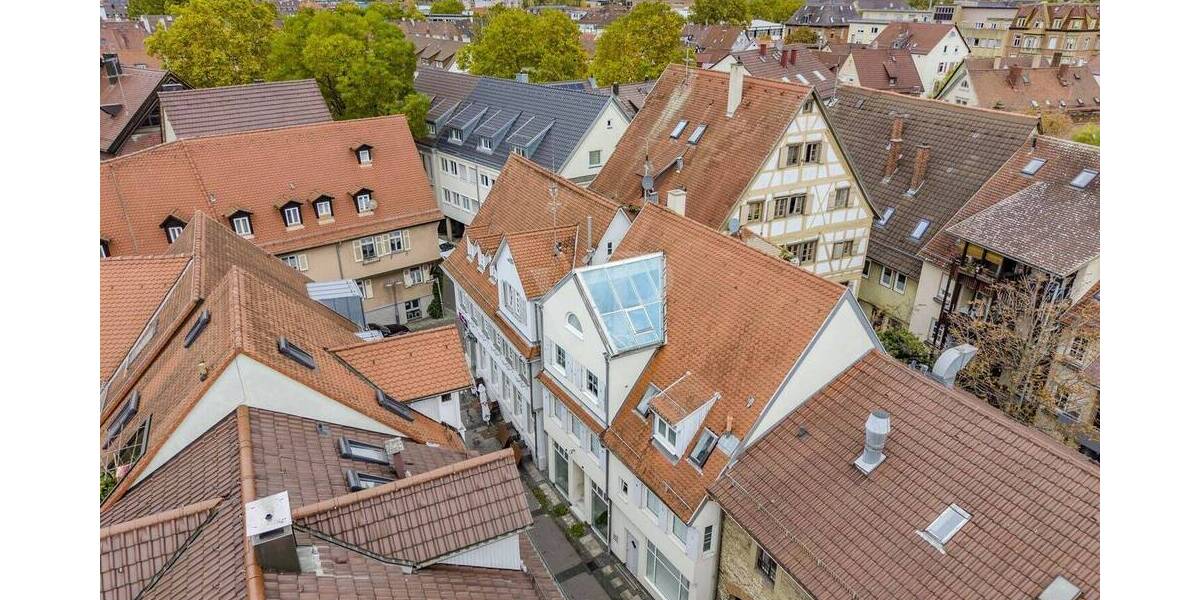 Mehrfamilienhaus, Wohnhaus Stuttgart Bad Cannstatt - 8 Zimmer, 105 m&sup2;, 698.000&euro; | Angebot:25690119