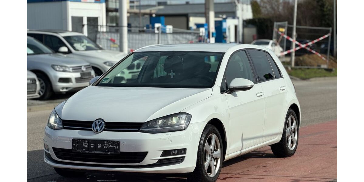 VW Golf 130.568 km 11.000 &euro; Schwieberdingen 71701