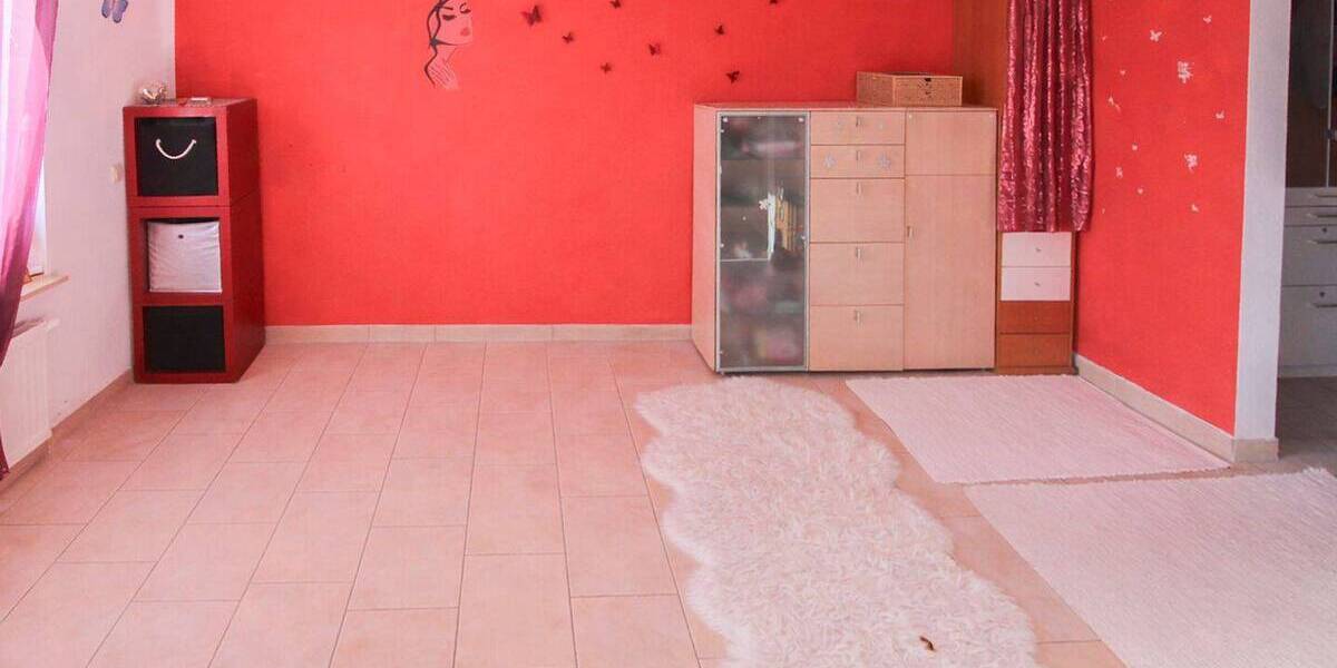 Einfamilienhaus Esslingen am Neckar Mettingen - 1 Zimmer, 150.000&euro; | Angebot:26081045