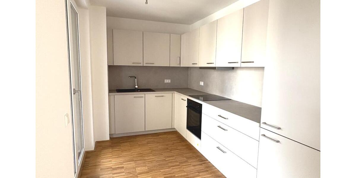Erdgeschoßwohnung Leonberg - 4 Zimmer, 101 m&sup2;, 1.821&euro; | Angebot:23714104