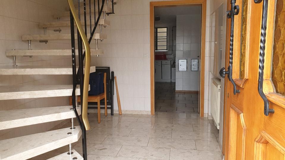 Mehrfamilienhaus, Wohnhaus Bietigheim-Bissingen Bissingen - 10 Zimmer, 210 m&sup2;, 850.000&euro; | Angebot:24154002
