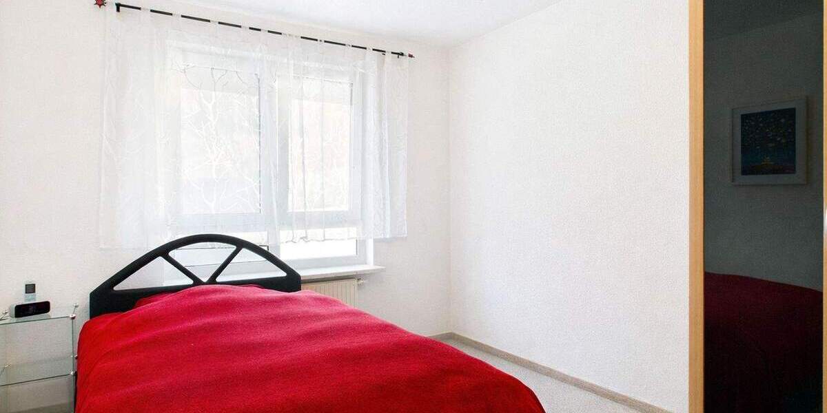 Doppelhaushälfte Böblingen - 5 Zimmer, 111 m&sup2;, 520.000&euro; | Angebot:25771172