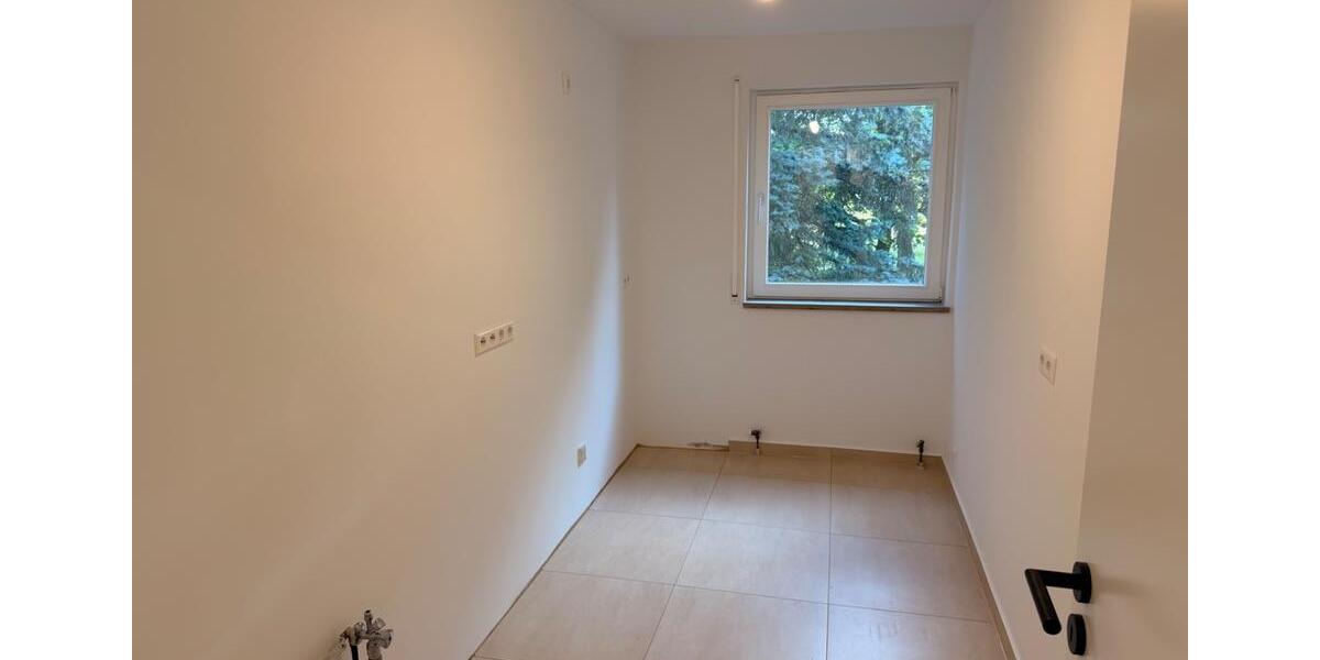 Etagenwohnung Ludwigsburg Hoheneck - 2 Zimmer, 68 m&sup2;, 299.000&euro; | Angebot:27128145