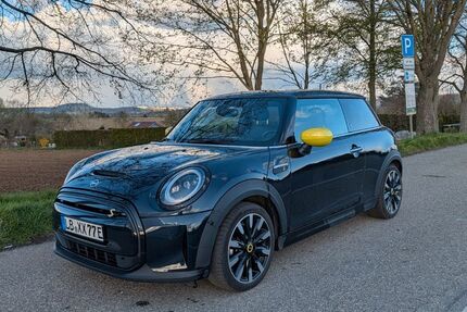 Mini Cooper SE 29.800 km 18.499 &euro; Ludwigsburg 71638