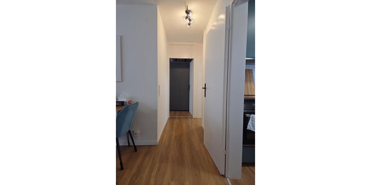 Provisionsfrei* Helle kernsanierte 2-Zimmer-Wohnung, Westbalkon, EBK, ruhige Lage - 2- Altbach | Angebot:26498459