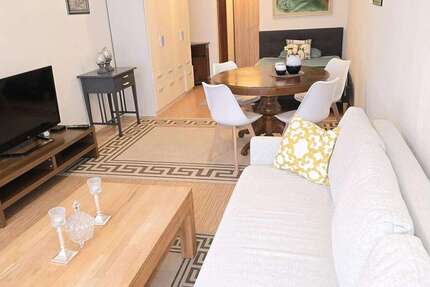 Zimmer Stuttgart Feuerbach - 1 Zimmer, 1.990&euro; | Angebot:25528533