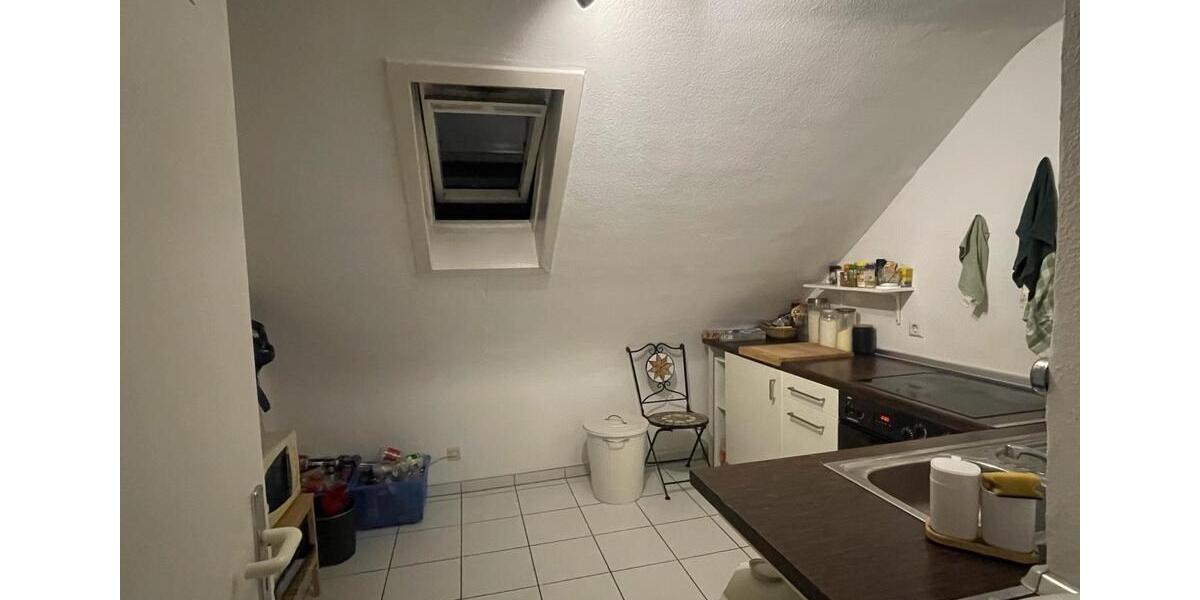 Dachgeschoßwohnung Stuttgart Stuttgart-West - 3 Zimmer, 50 m&sup2;, 1.200&euro; | Angebot:25328104