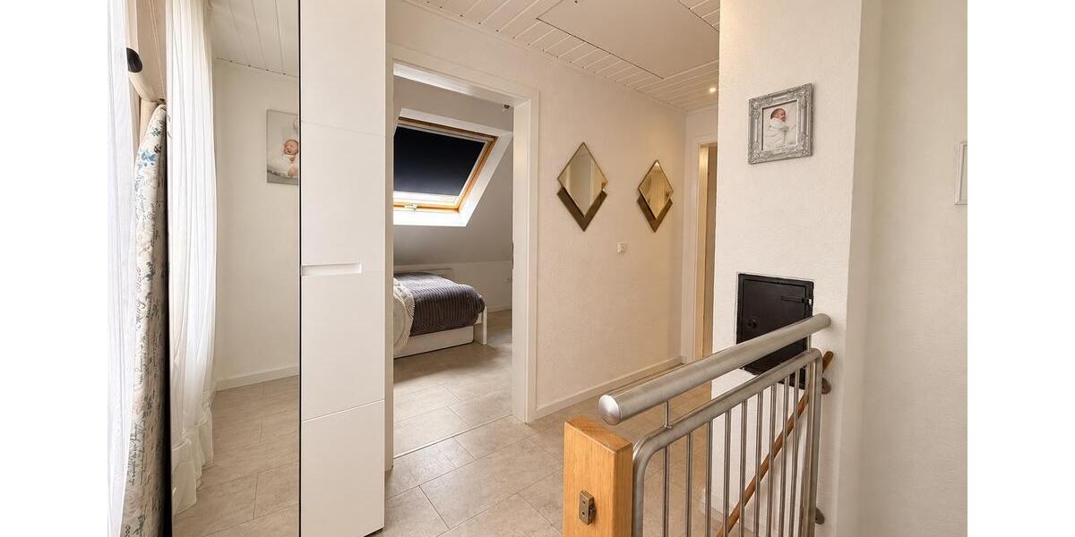 Einfamilienhaus Böblingen - 4 Zimmer, 133 m&sup2;, 1.800&euro; | Angebot:27620303