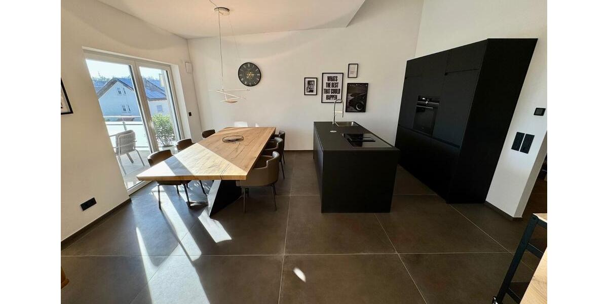 Dachgeschoßwohnung Abstatt - 2 Zimmer, 125 m&sup2;, 1.925&euro; | Angebot:25615100