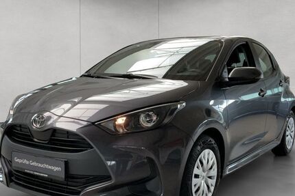 Toyota Yaris 17.500 km 19.450 &euro; Stuttgart 70469