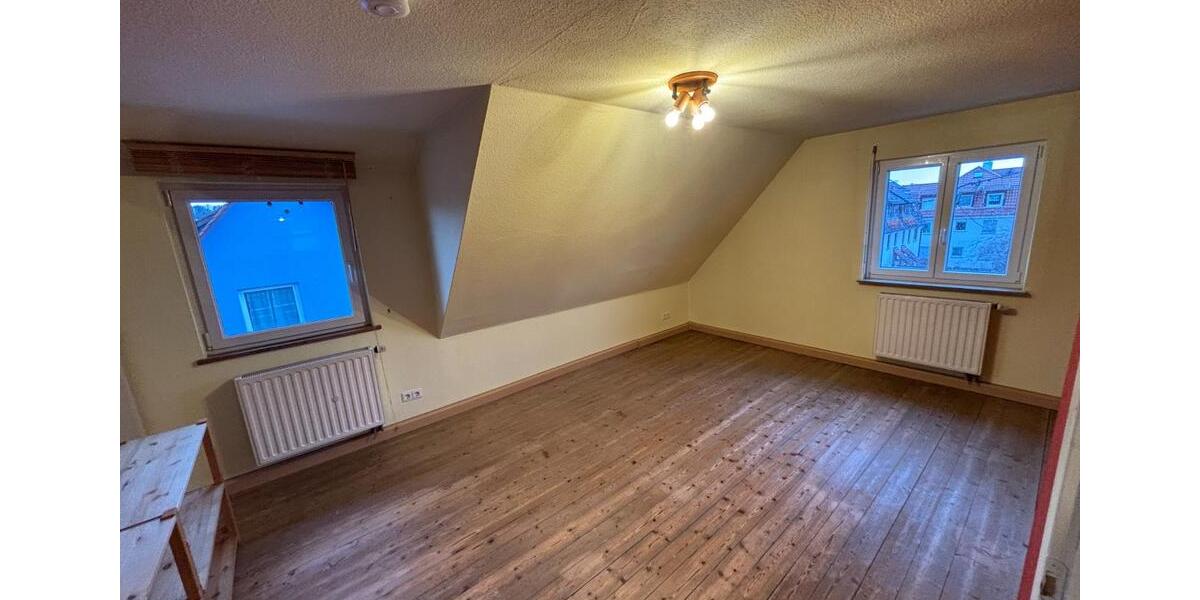 Mehrfamilienhaus, Wohnhaus Korntal-Münchingen Münchingen - 9 Zimmer, 196 m&sup2;, 890.000&euro; | Angebot:24865245