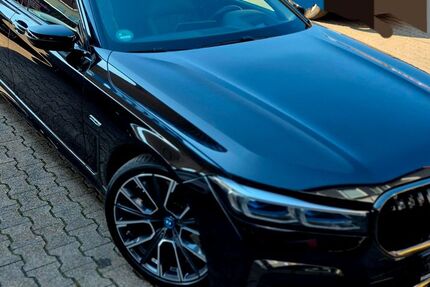 BMW 745 45.711 km 53.900 &euro; Stuttgart 70435