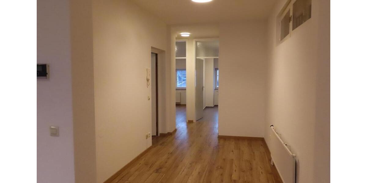 Etagenwohnung Leonberg - 2 Zimmer, 70 m&sup2;, 1.100&euro; | Angebot:26038766