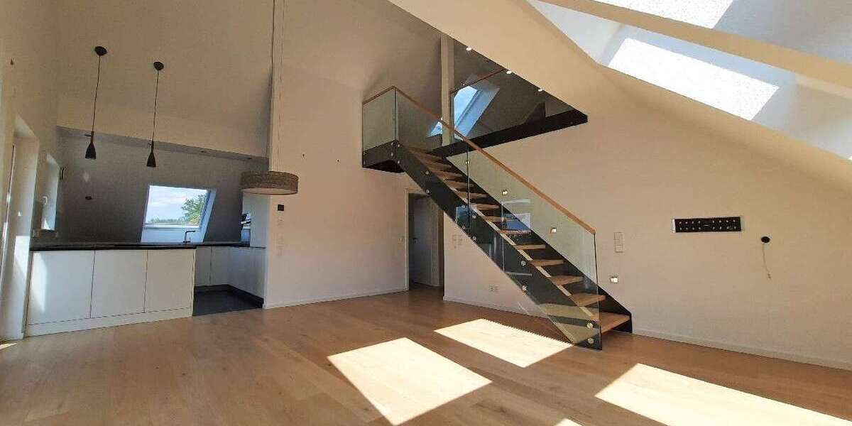 Etagenwohnung Stuttgart Zuffenhausen - 4 Zimmer, 123 m&sup2;, 2.200&euro; | Angebot:27330916