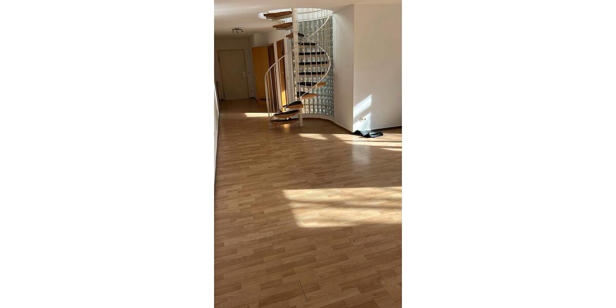 Maisonettenwohnung Göppingen - 3.5 Zimmer, 94 m&sup2;, 1.050&euro; | Angebot:25138385