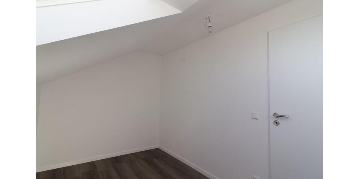 Dachgeschoßwohnung Waiblingen Beinstein - 3 Zimmer, 51 m&sup2;, 800&euro; | Angebot:25403634
