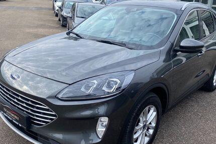Ford Kuga 44.000 km 20.500 &euro; Markgröningen 71706