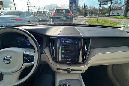 Volvo XC60 71.500 km 35.900 &euro; Stuttgart 70176