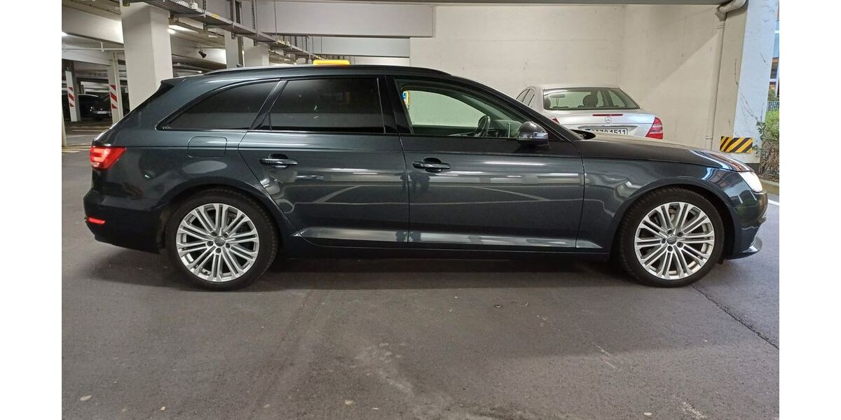 Audi A4 209.000 km 13.500 &euro; Esslingen am Neckar 73733
