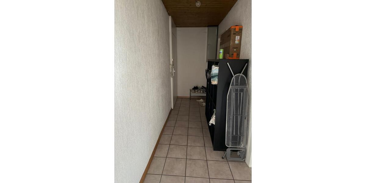 Etagenwohnung Stuttgart Bad Cannstatt - 3 Zimmer, 90 m&sup2;, 1.400&euro; | Angebot:25612094