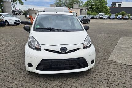 Toyota Aygo (X) 103.128 km 2.990 &euro; Waiblingen Neustadt ( 15 km von Stuttgart ) 71336