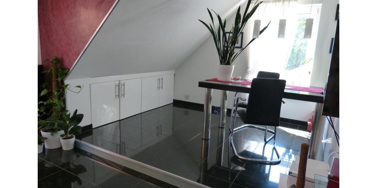 Maisonettenwohnung Freiberg am Neckar - 3.5 Zimmer, 107 m&sup2;, 579.000&euro; | Angebot:20303565