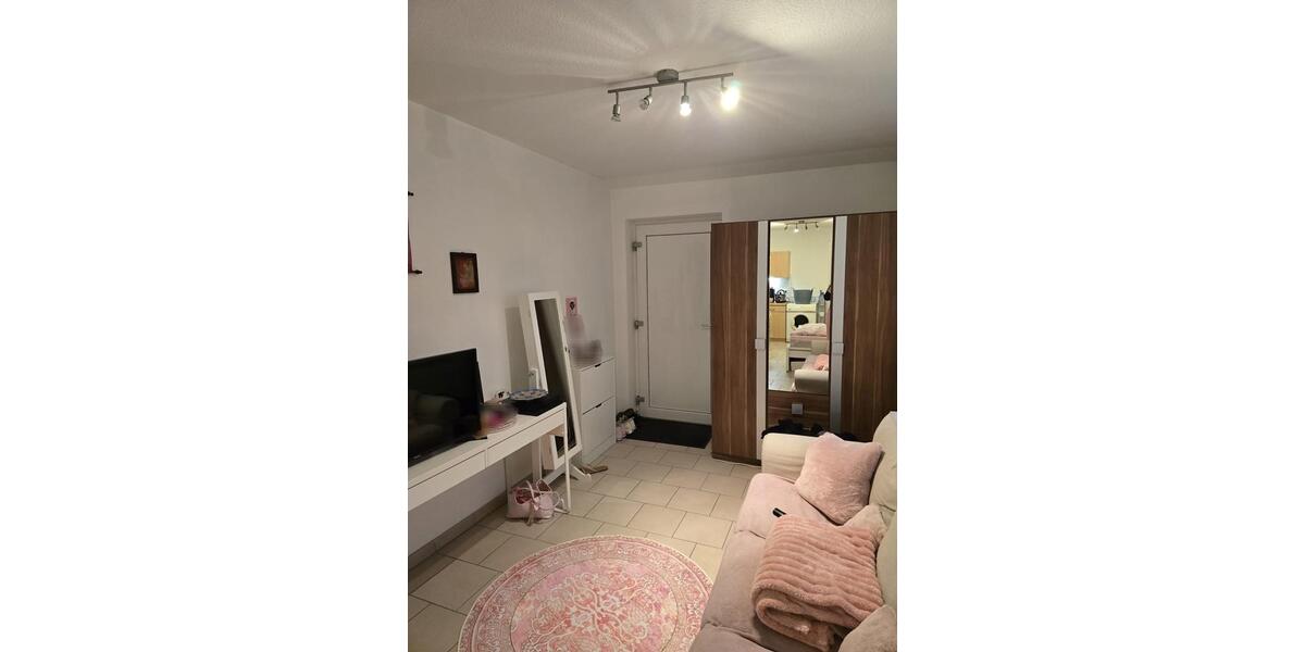 Etagenwohnung Ludwigsburg Eglosheim - 1 Zimmer, 32 m&sup2;, 820&euro; | Angebot:26701173