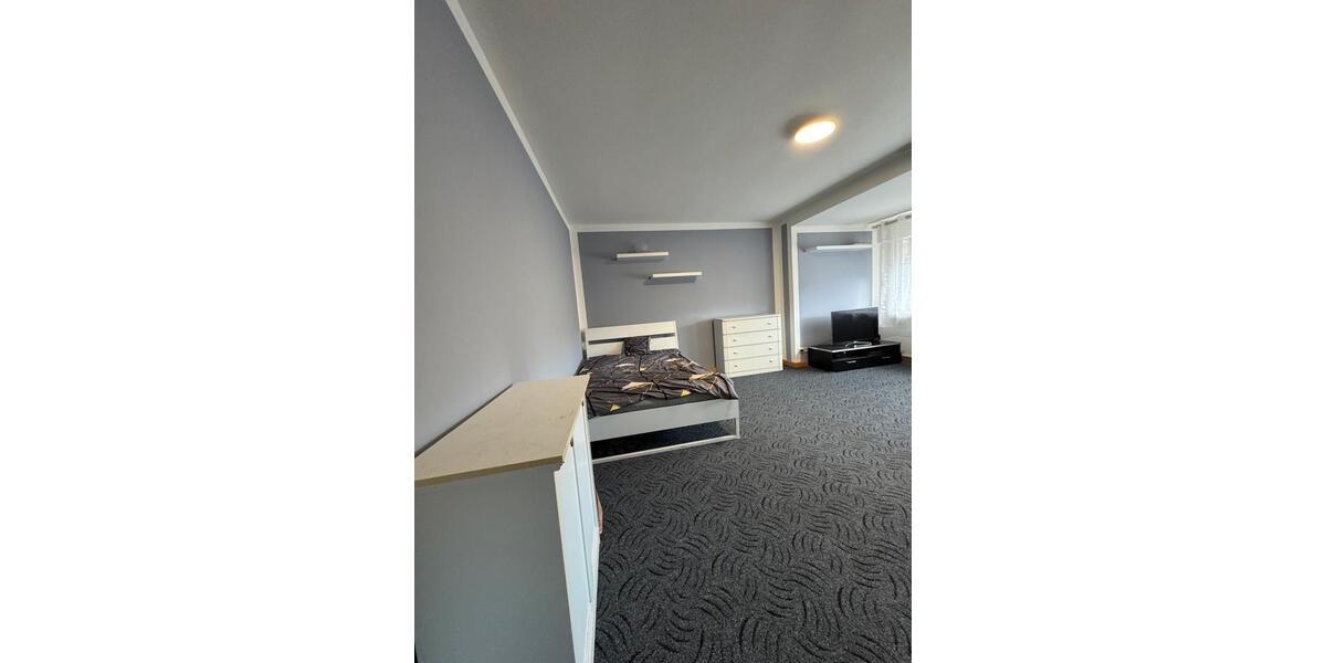 Etagenwohnung Stuttgart Stuttgart-Ost - 1 Zimmer, 100 m&sup2;, 640&euro; | Angebot:25299868