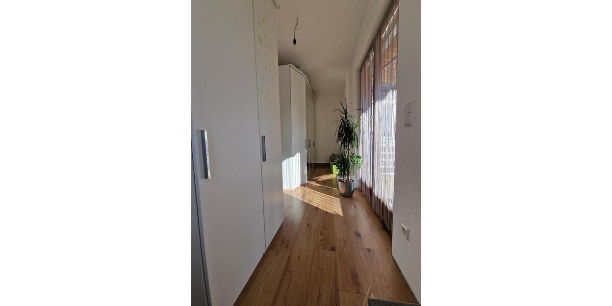 Reihenhaus Stuttgart Luginsland - 3 Zimmer, 85 m&sup2;, 1.403&euro; | Angebot:26337524