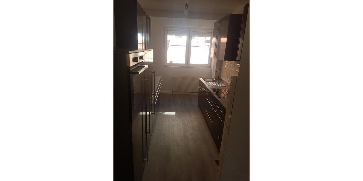 Dachgeschoßwohnung Stuttgart Bad Cannstatt - 3 Zimmer, 63 m&sup2;, 1.050&euro; | Angebot:24803392